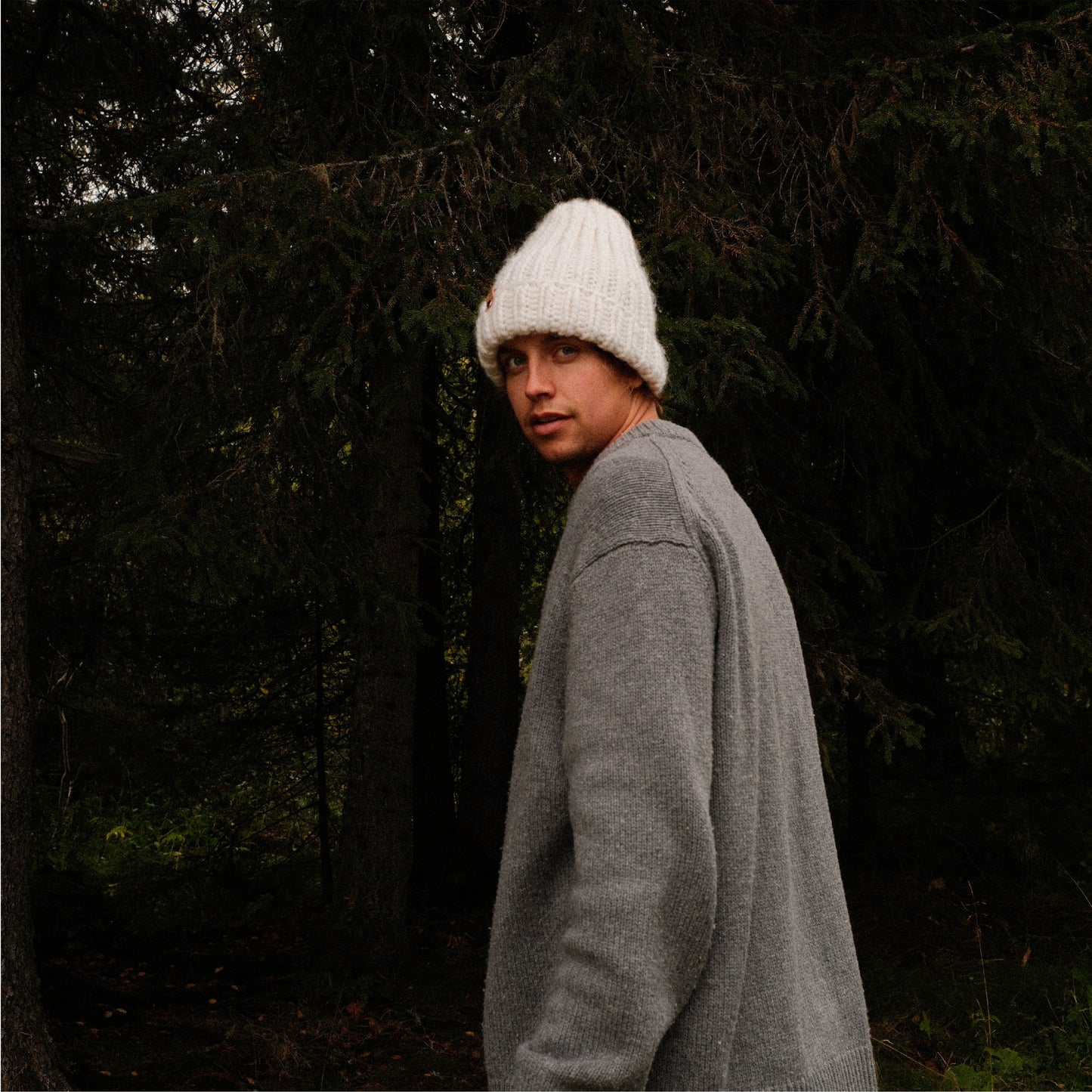 STICKUT - Knitting kit - White Beanie