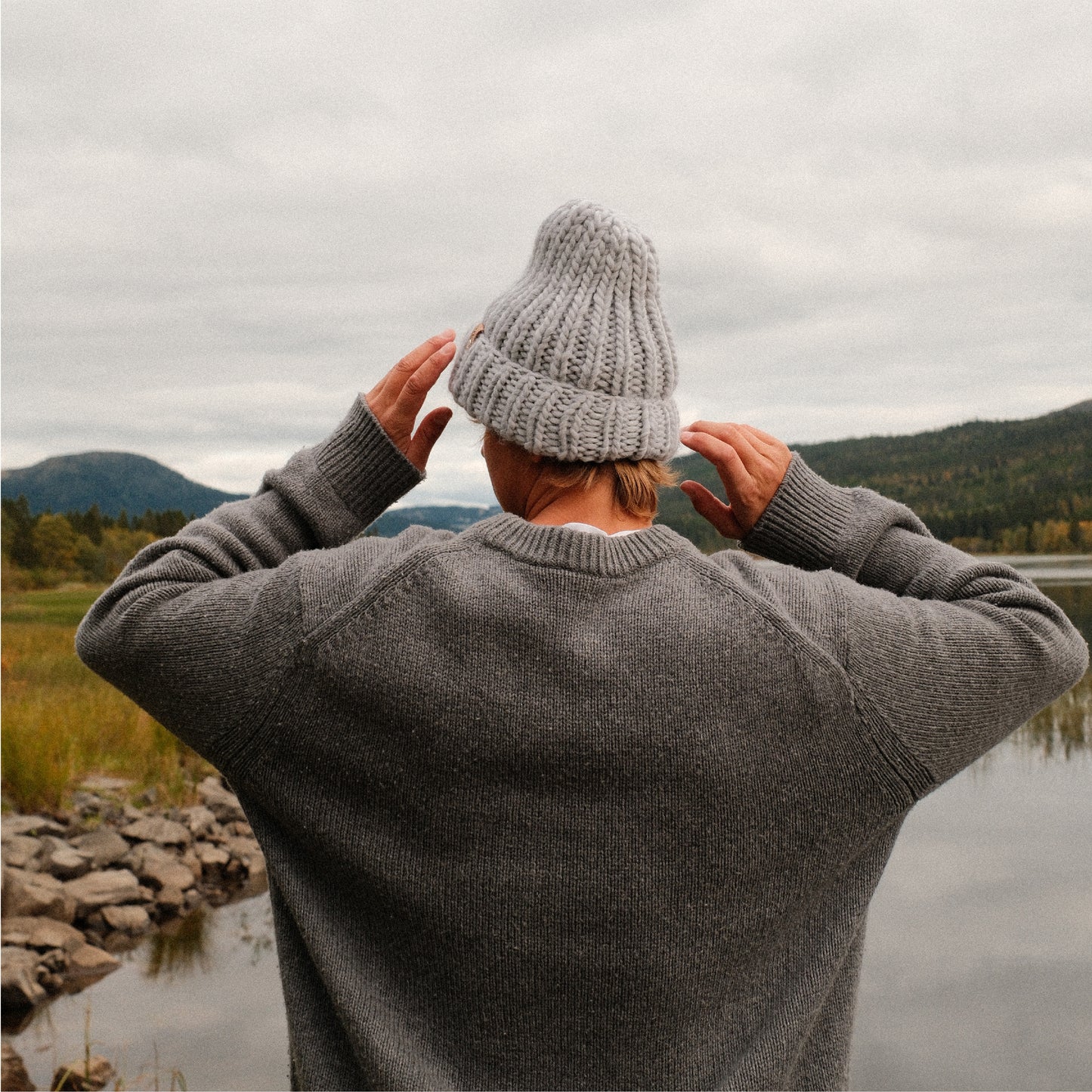STICKUT - Knitting kit - Light Grey Beanie
