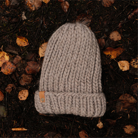 STICKUT - knitting kit - Beige Beanie